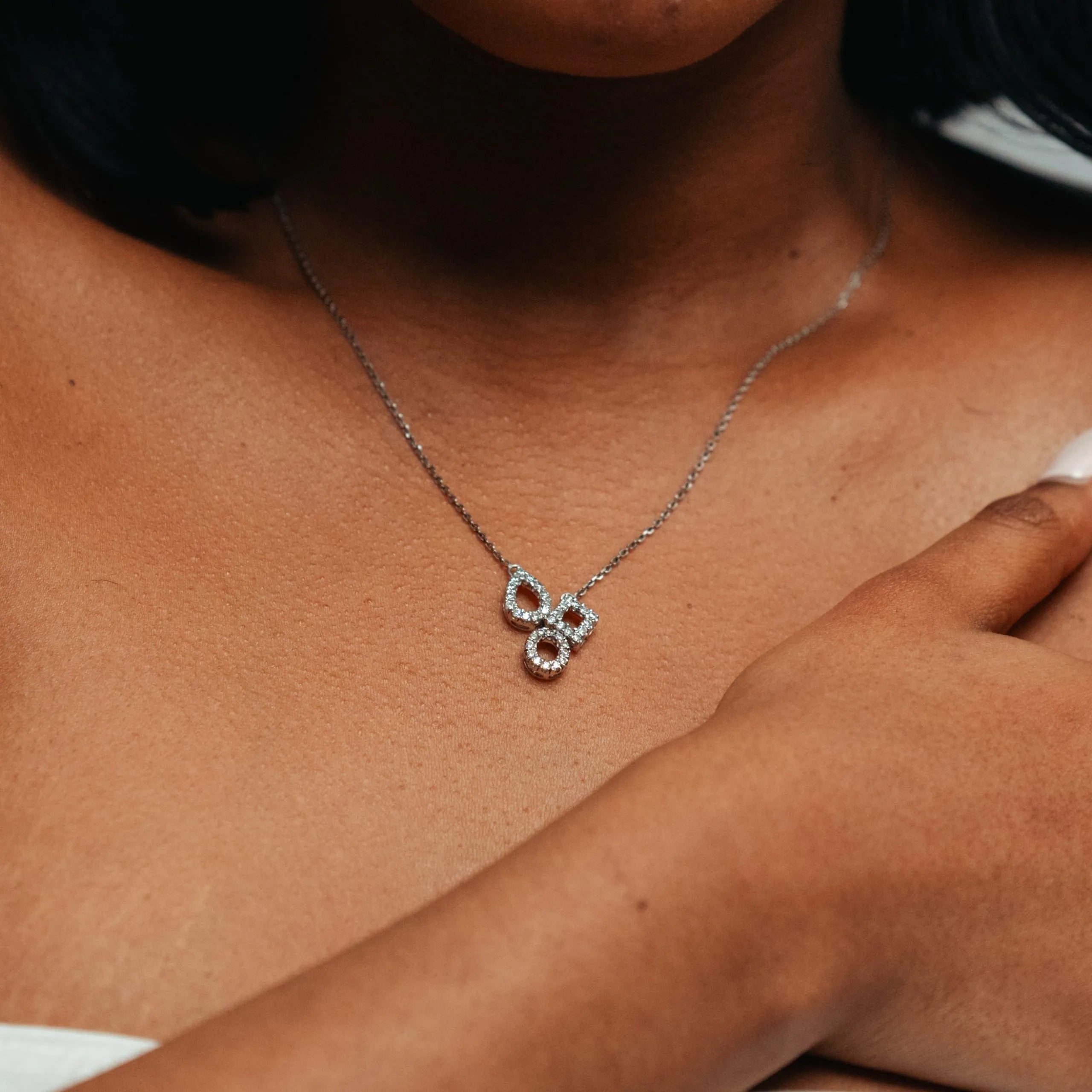 Alizia 3 Shape Charm Short Necklace