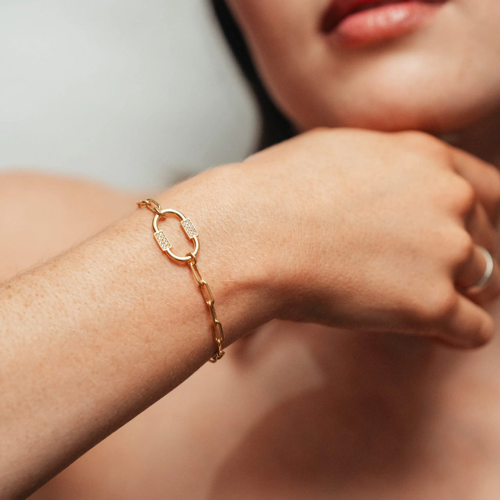 Alizia Dainty Link and Loop Bracelet