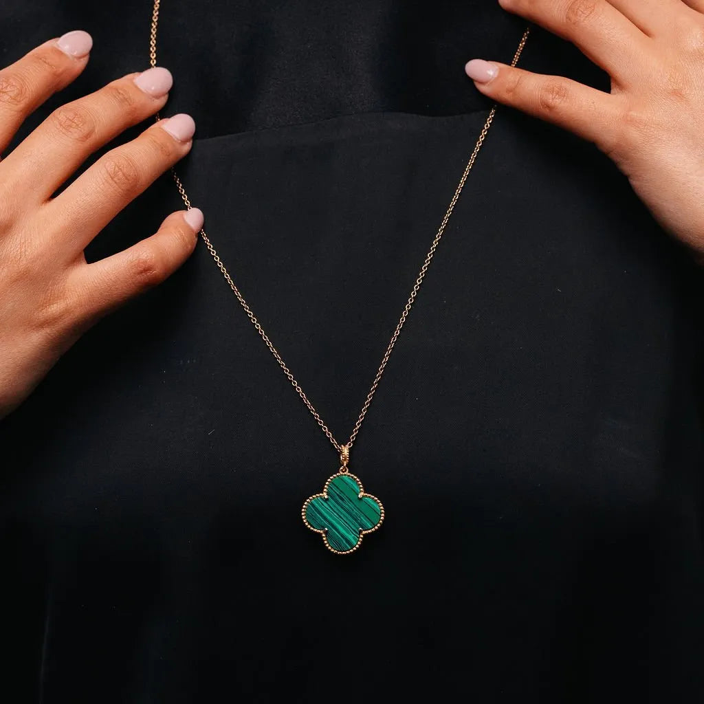 Alizia Single Clove Necklace