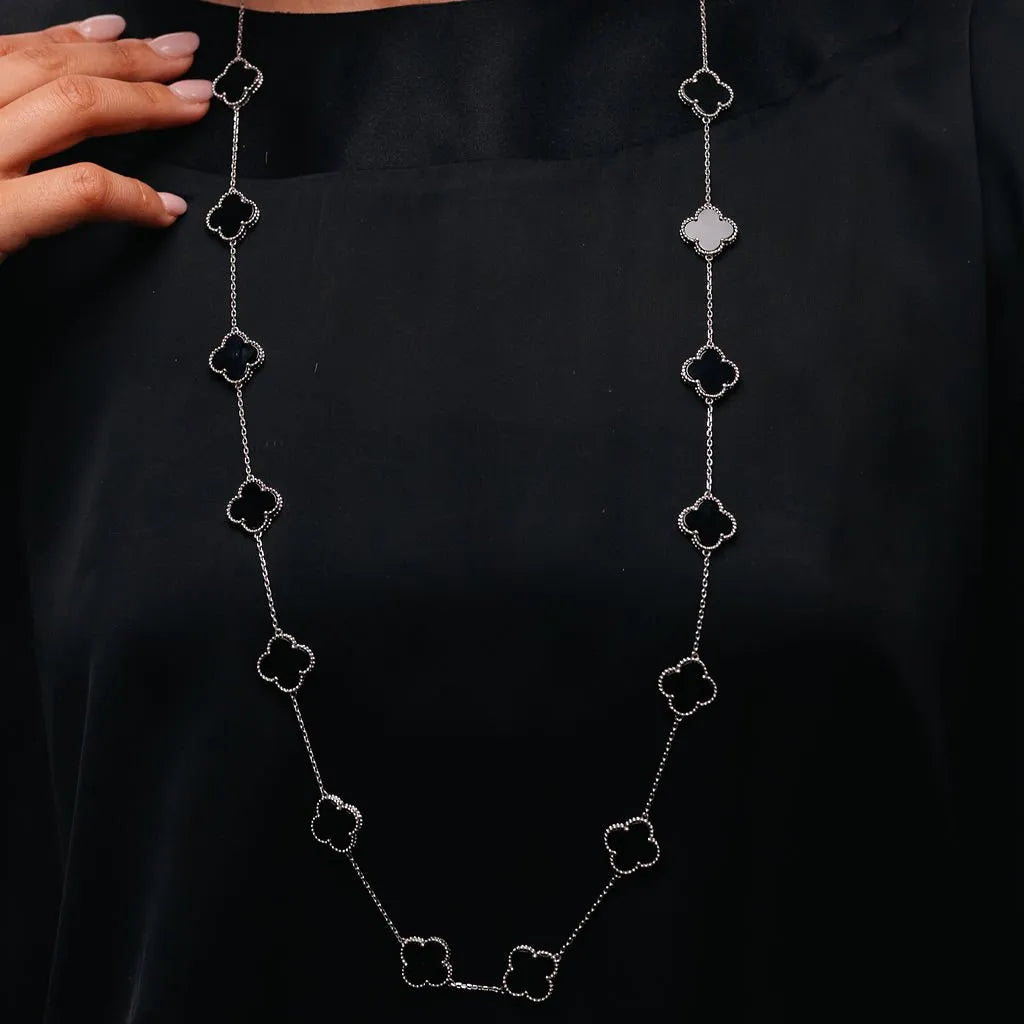Alizia Cloves Long Necklace