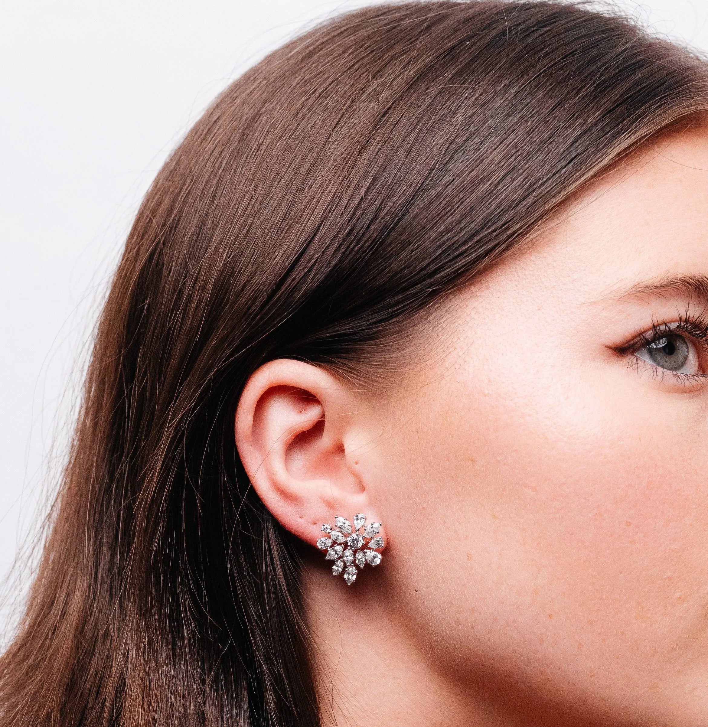 Alizia Hancrafted Cluster Drop Earrings