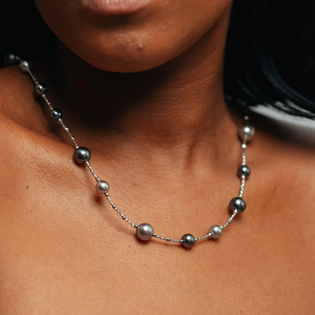 Alizia Ball Short Necklace
