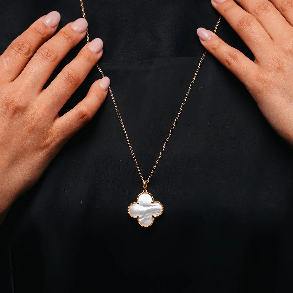 Alizia Clove Long Necklace