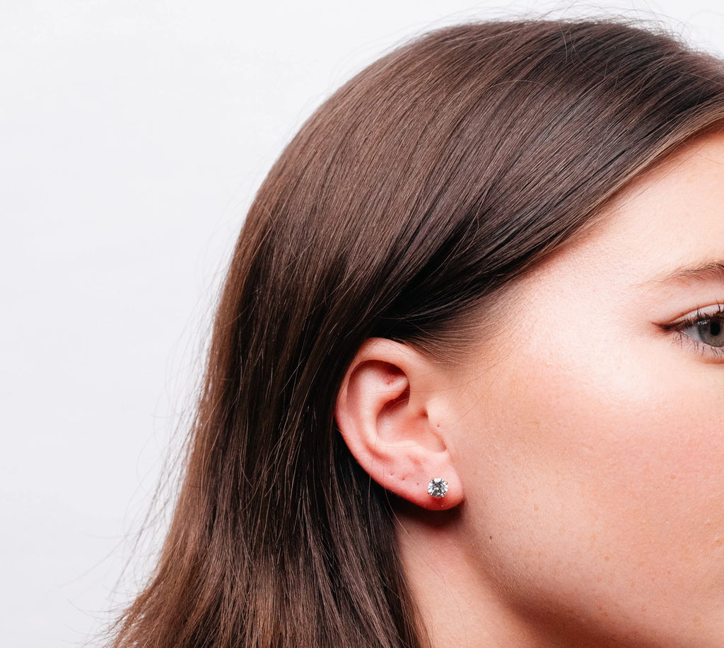 Alizia Daily Stud Earrings