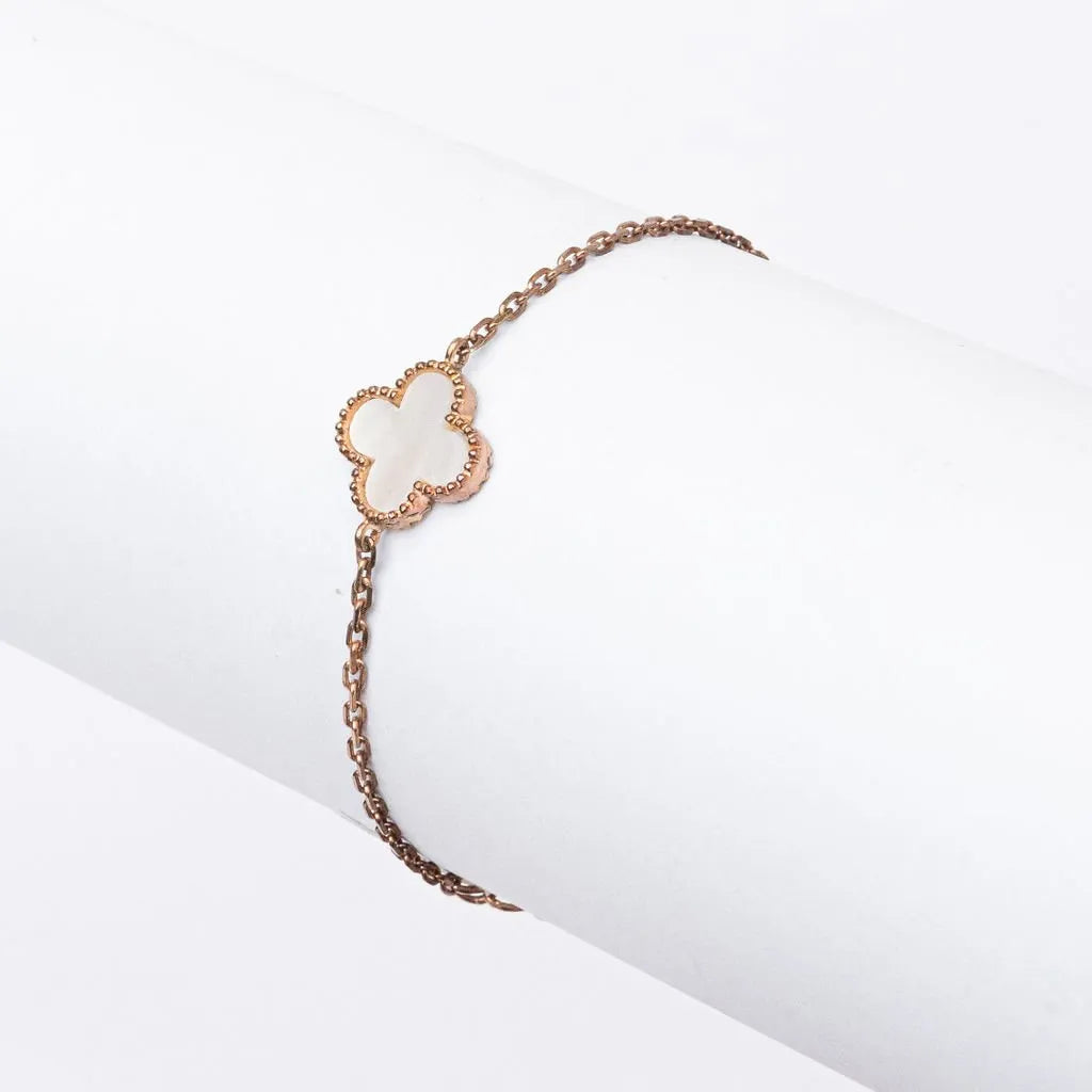 Alizia Single Clove Bracelet