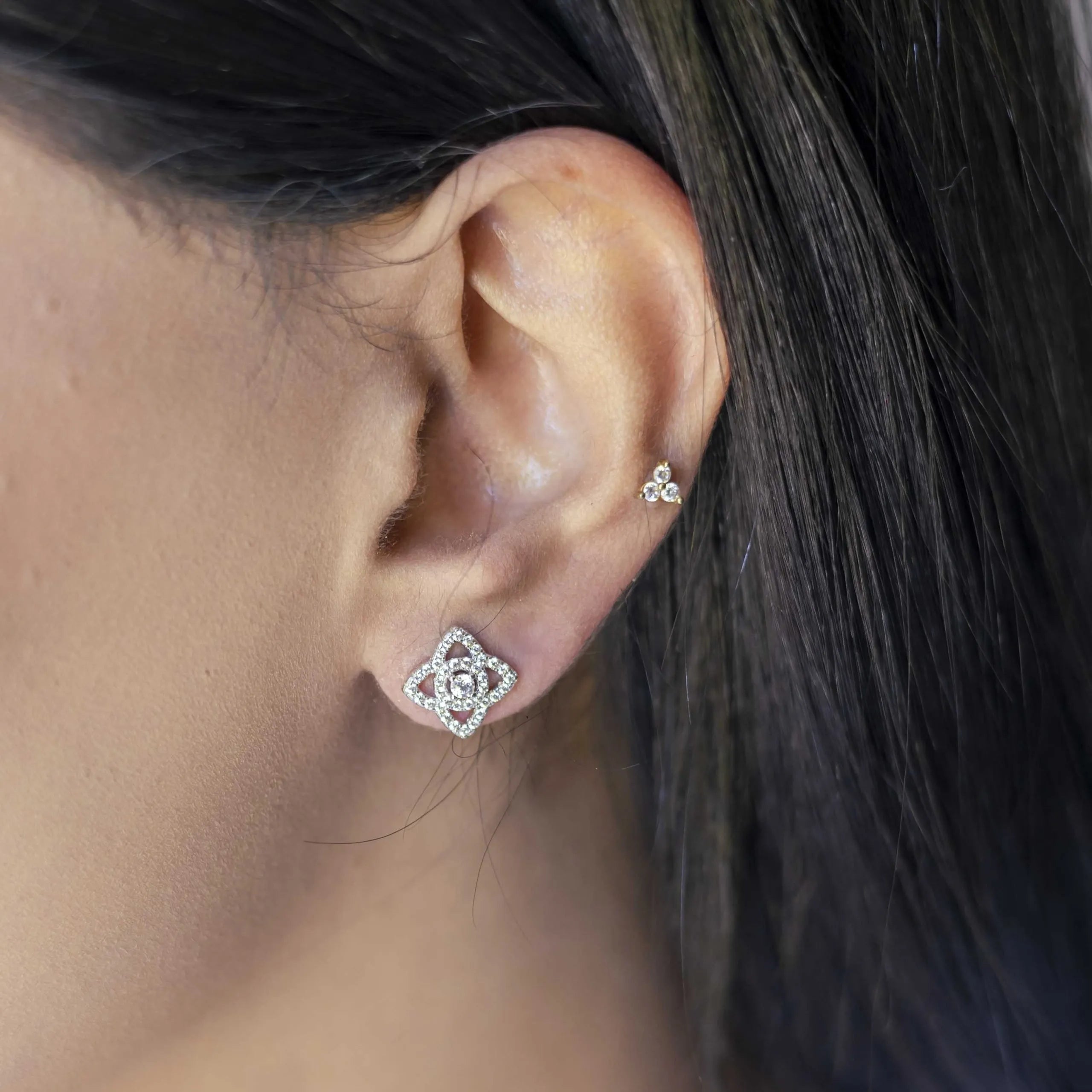 Alizia 4 Triangle Halo Stud Earrings