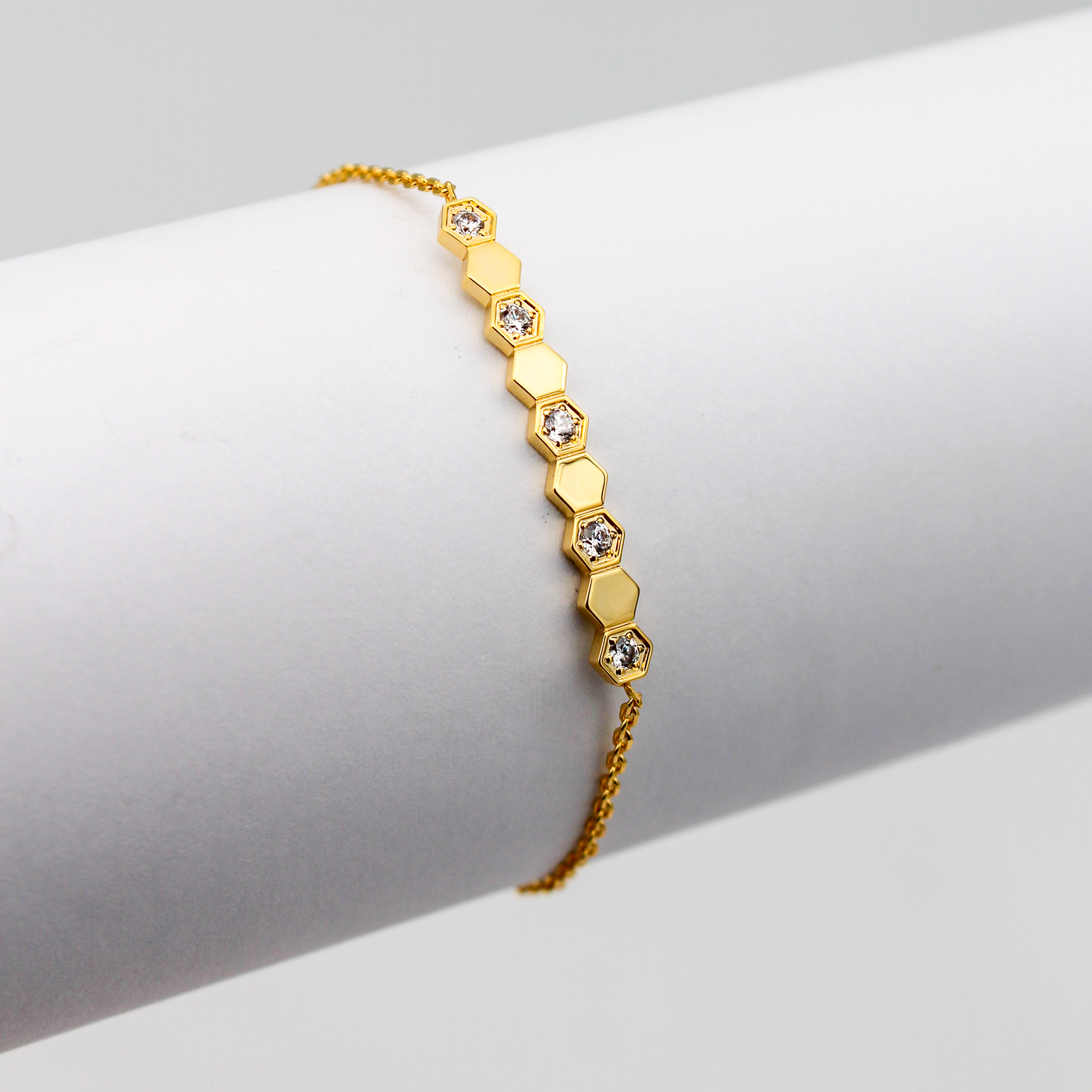 Alizia Honeycomb Bracelet