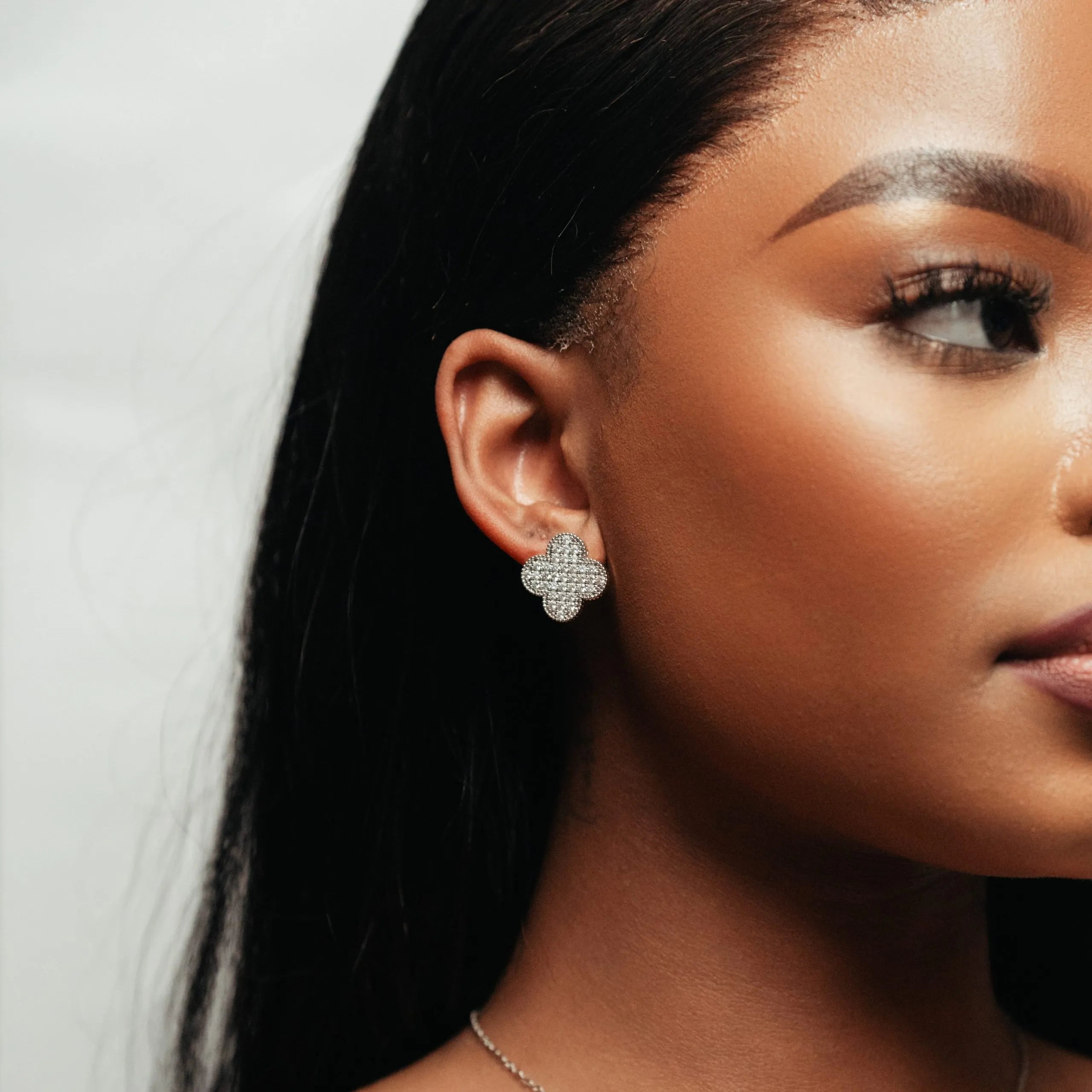 Alizia Crystal Clove Stud Earrings