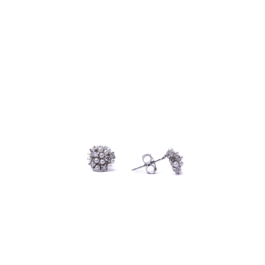 Alizia Cluster of Pearls Stud Earrings