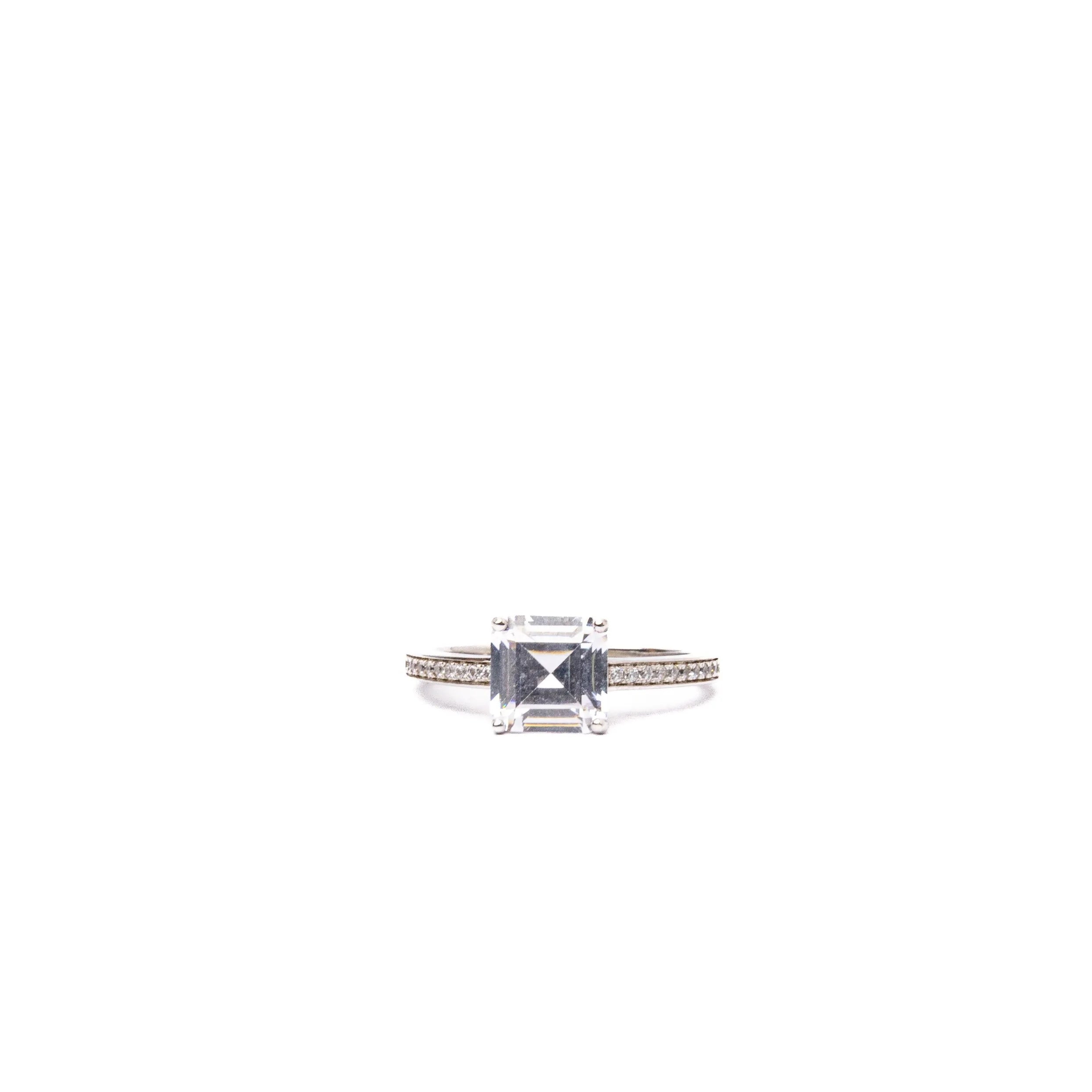 Alizia Ascher Cutring Ring