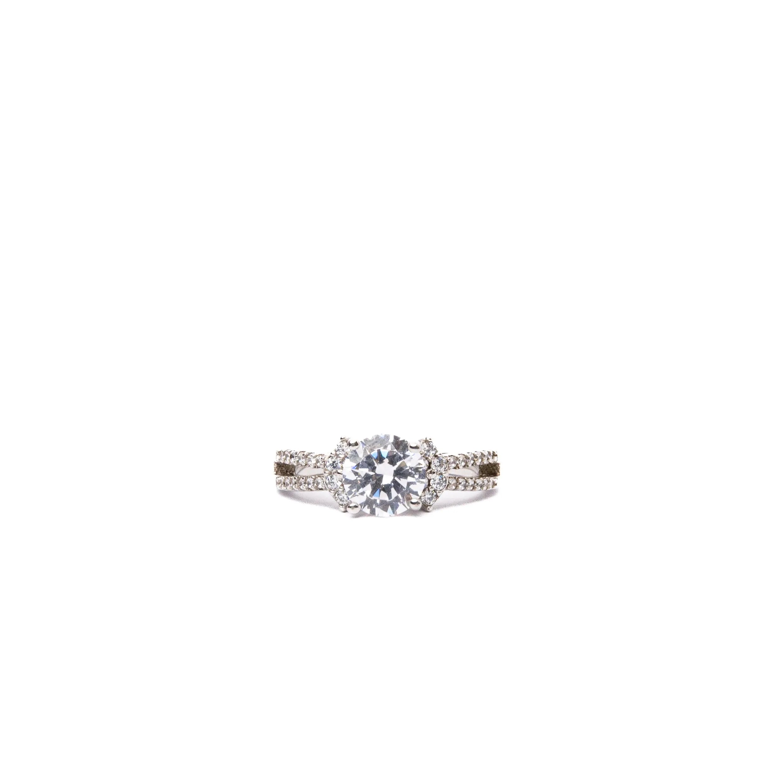 Alizia Double Band Crystal Ring