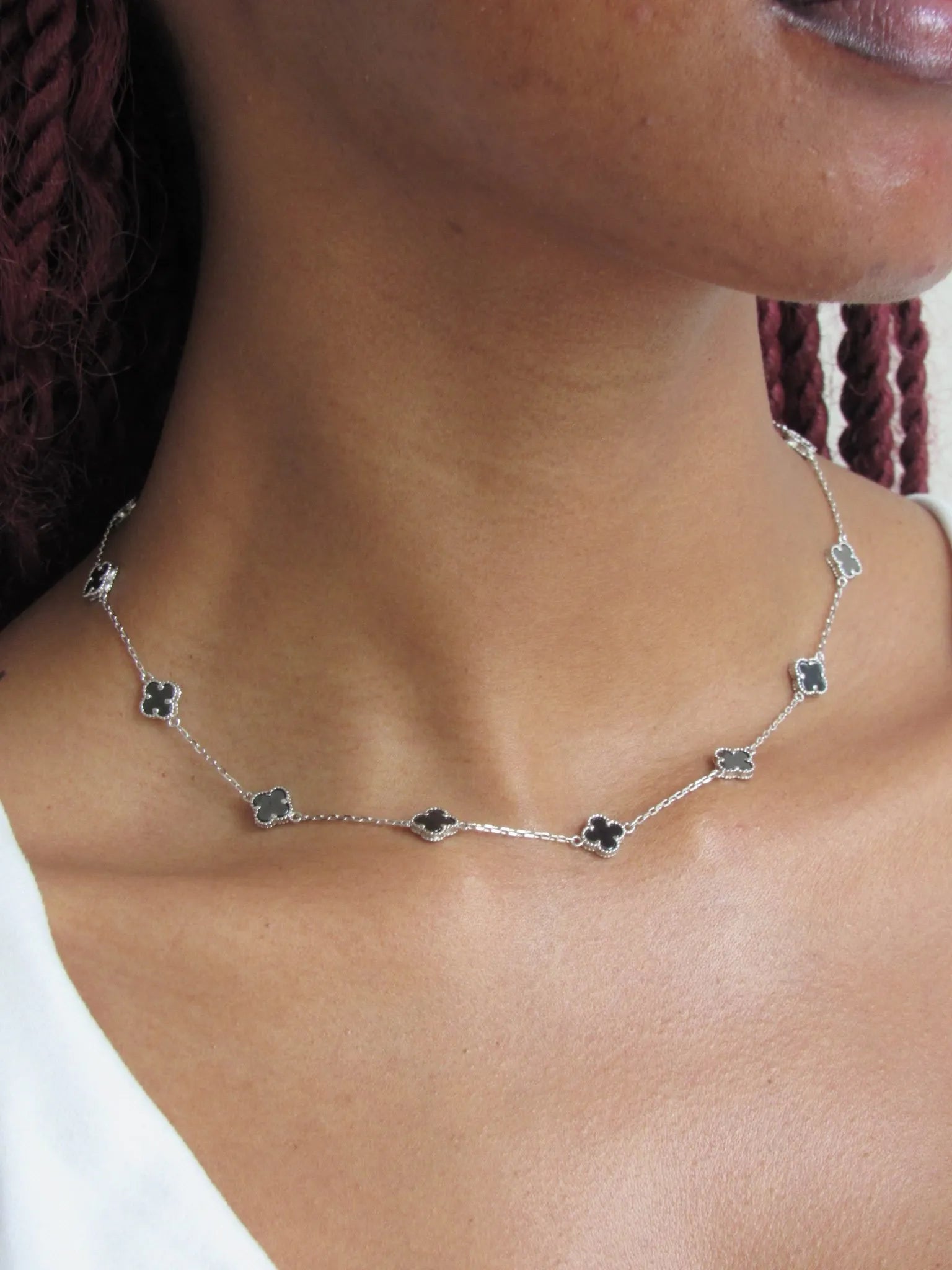 Alizia 12 Mini Clove Necklace