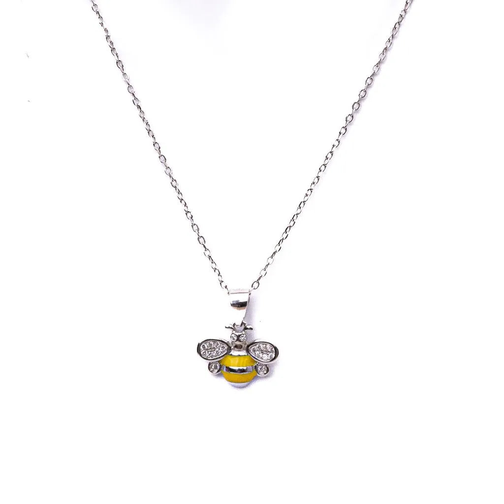 Alizia Bee Short Necklace