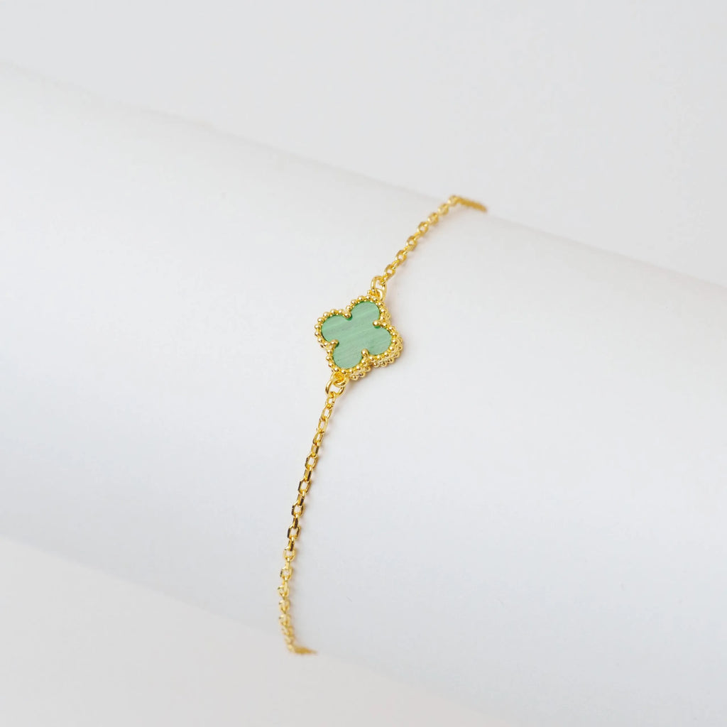 Alizia Single Clove Bracelet