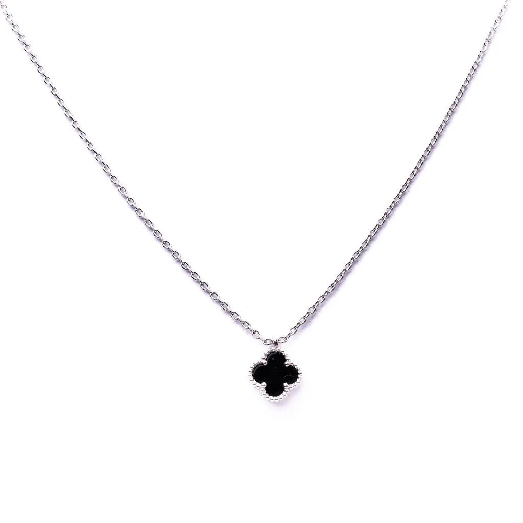 Alizia Single Clove Short Necklace