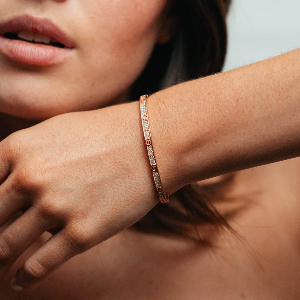 Alizia C Bangle