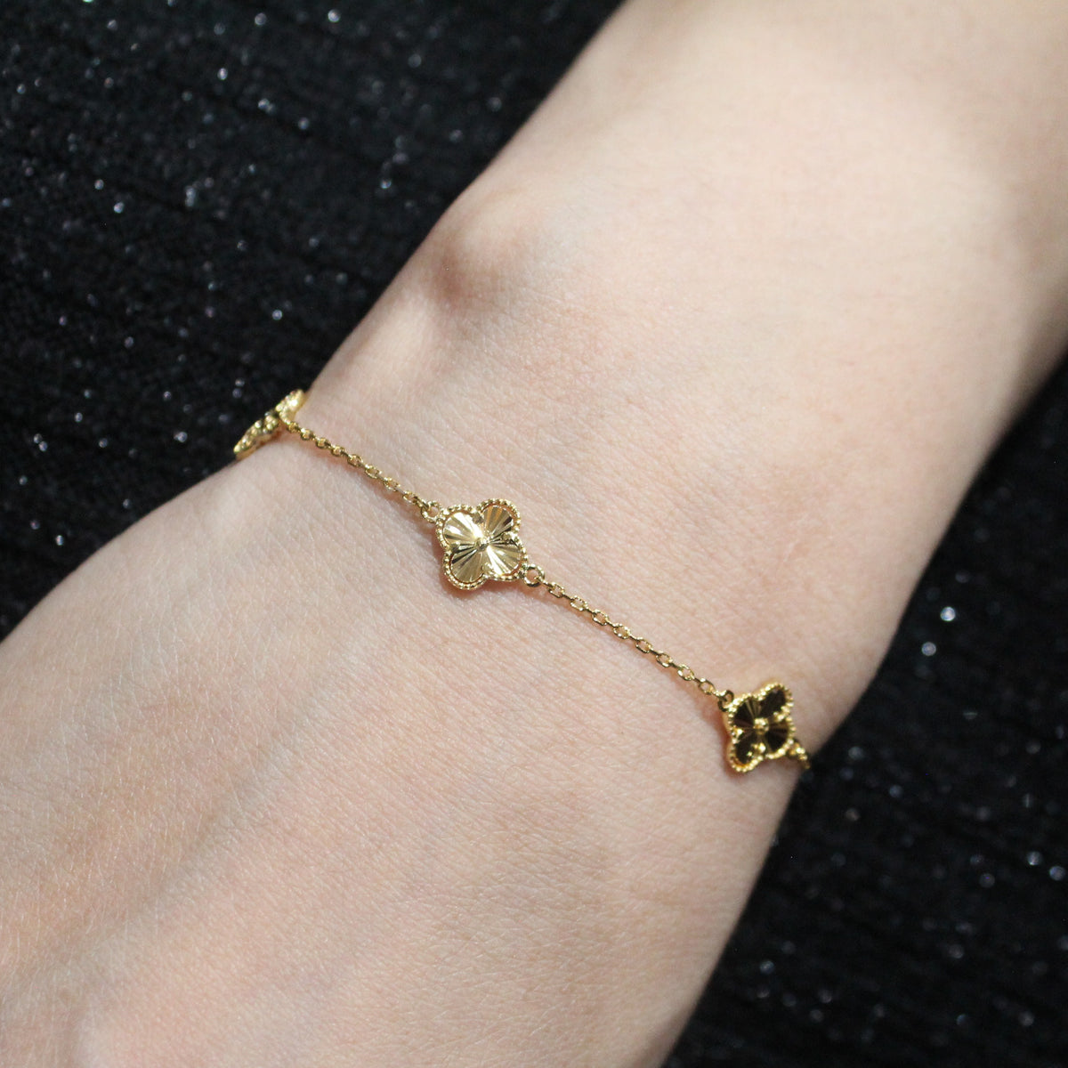 Alizia 3 Shiny Clove bracelet