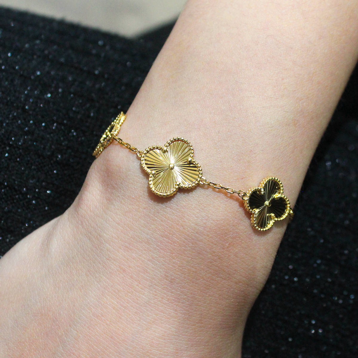 Alizia Shiny 5 Clove Bracelet
