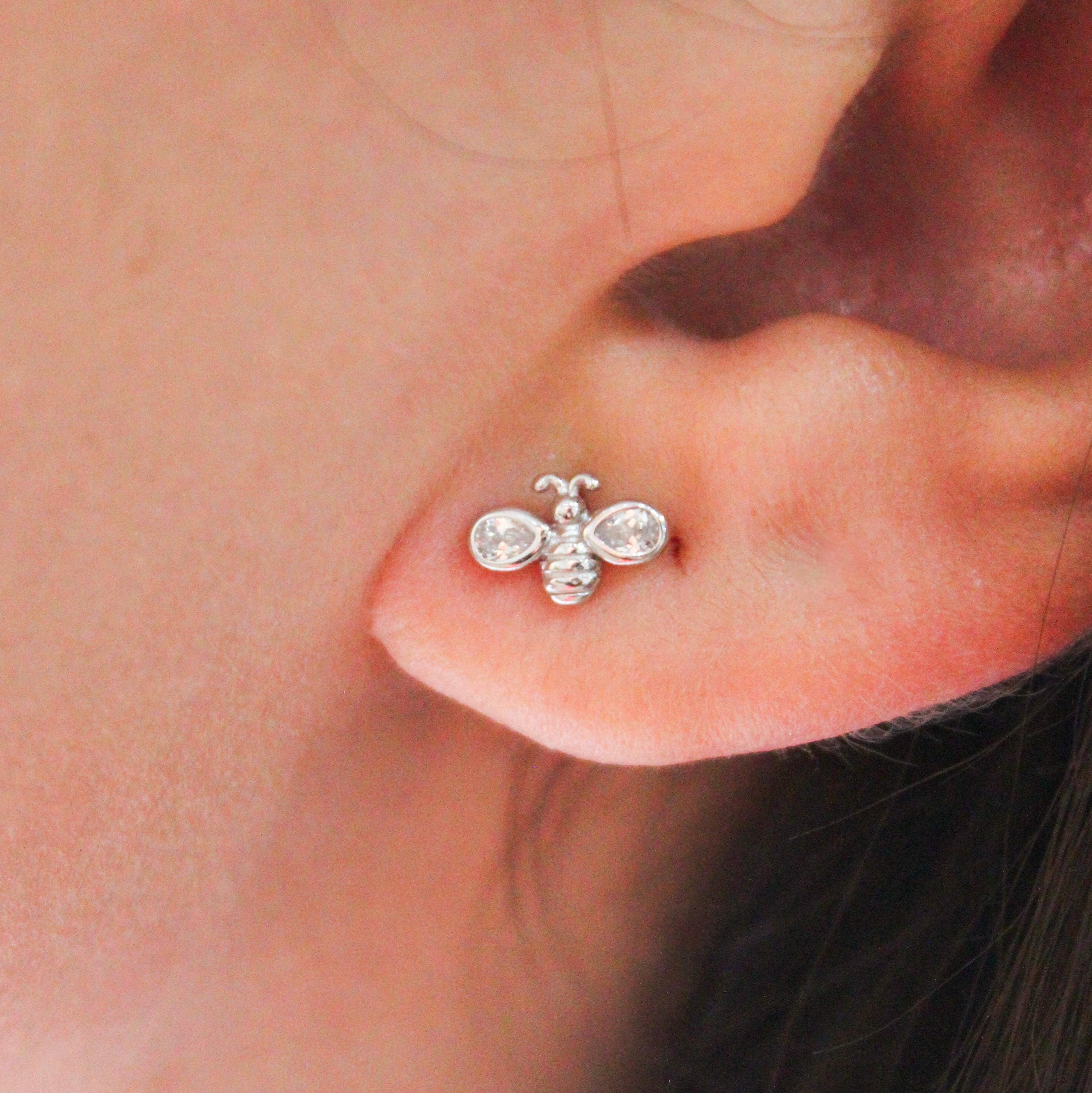 Alizia Kiddie Bee Studs
