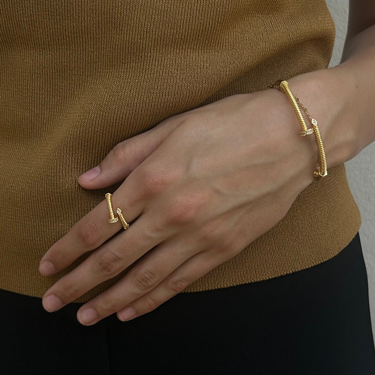 Alizia Crystal Screw Nail Bangle & Open Ring