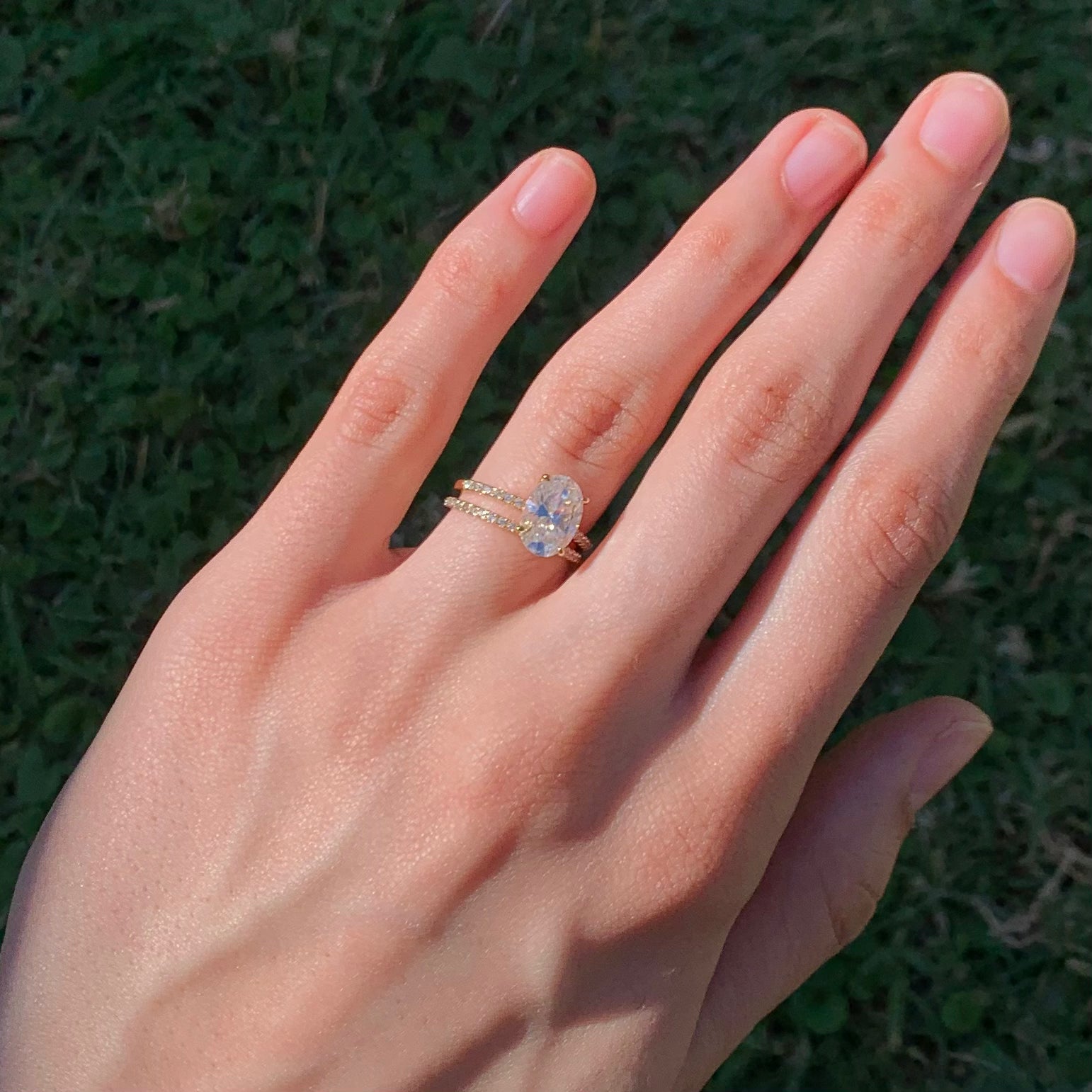 Alizia Double Layered Oval Ring