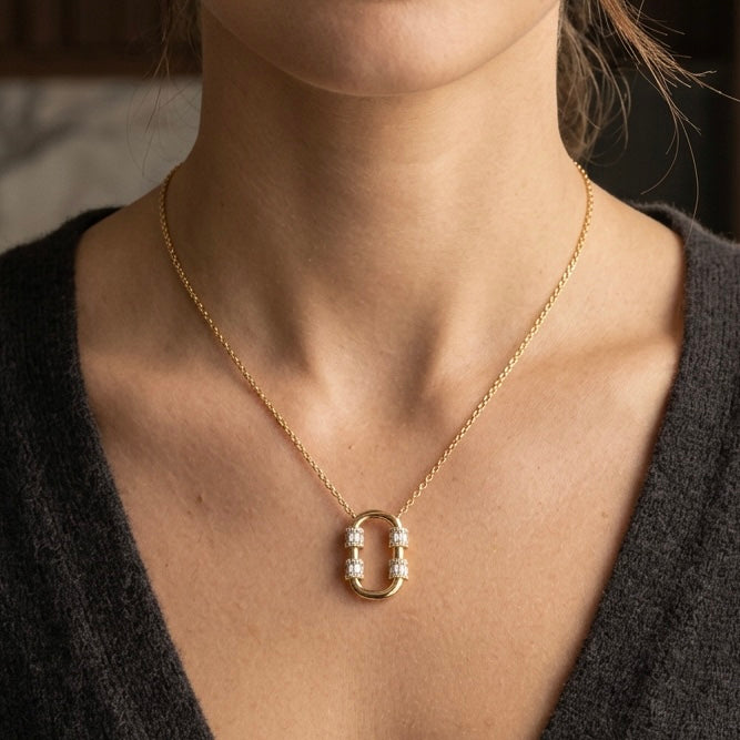 R Style Short Necklace