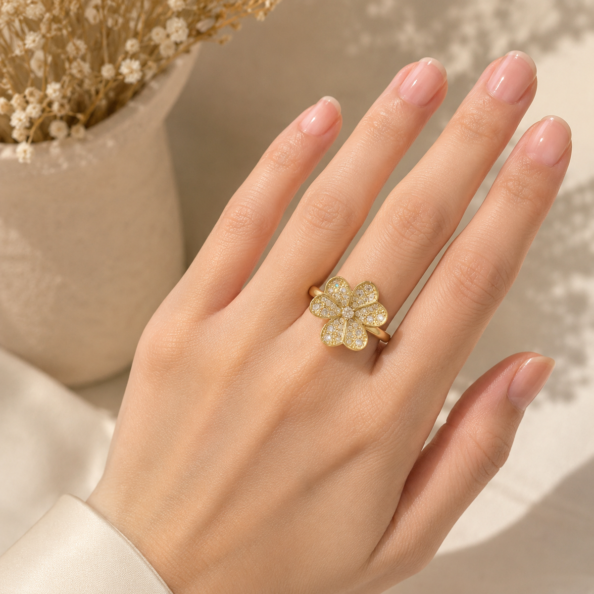 Alizia Iris Ring