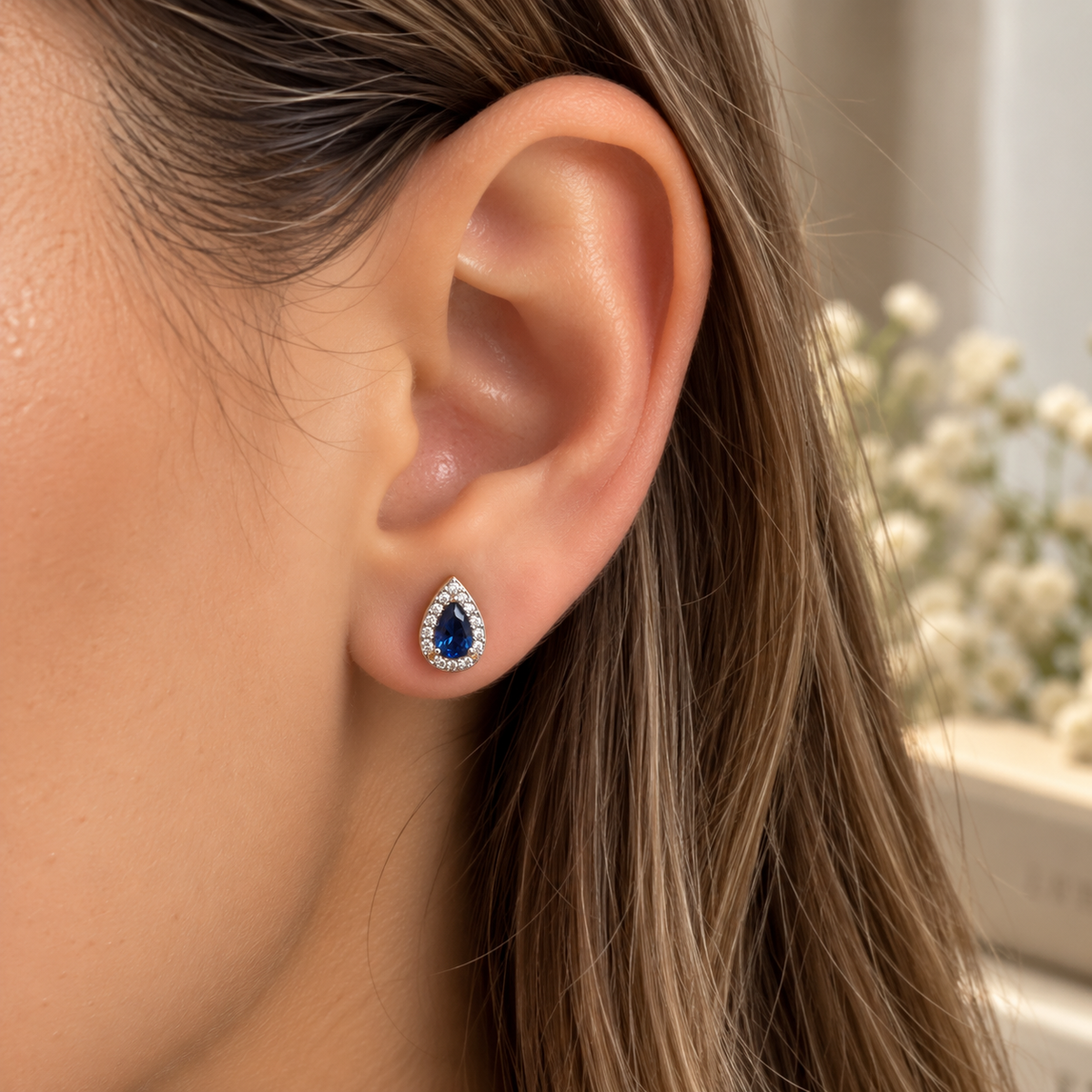 Alizia Mini Teardrop Stud Earrings