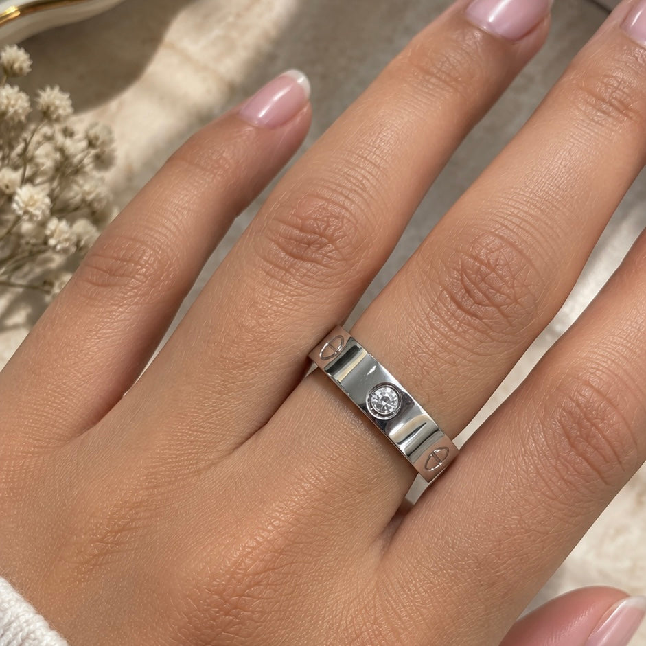Alizia Diamond Love Band Ring