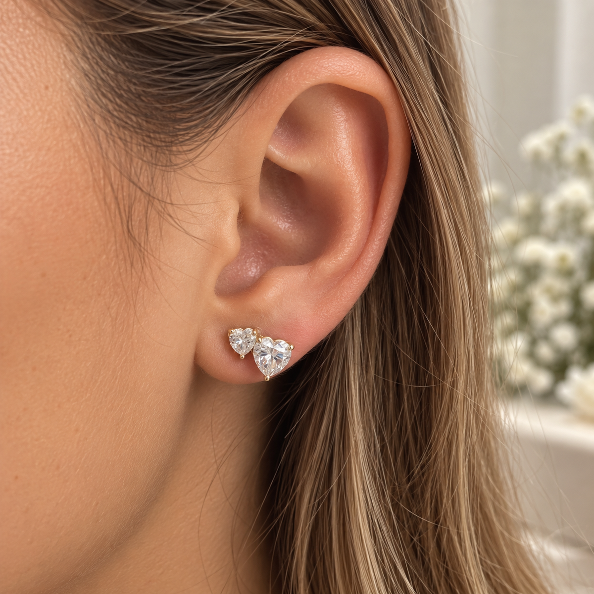 Alizia Cluster Heart Earring