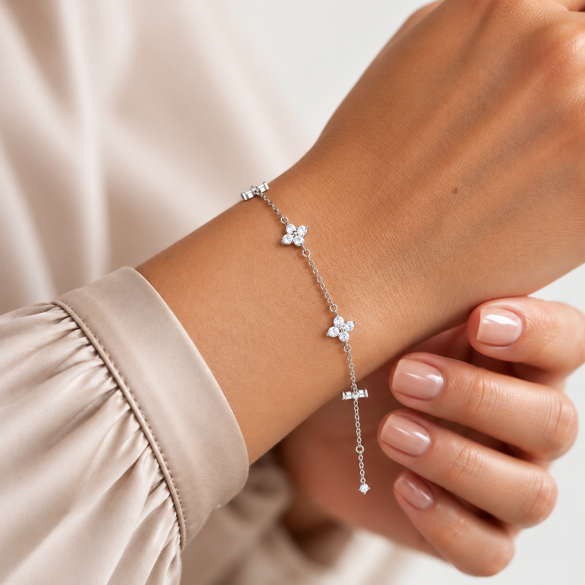 Alizia Four Leaf Clover Bracelets